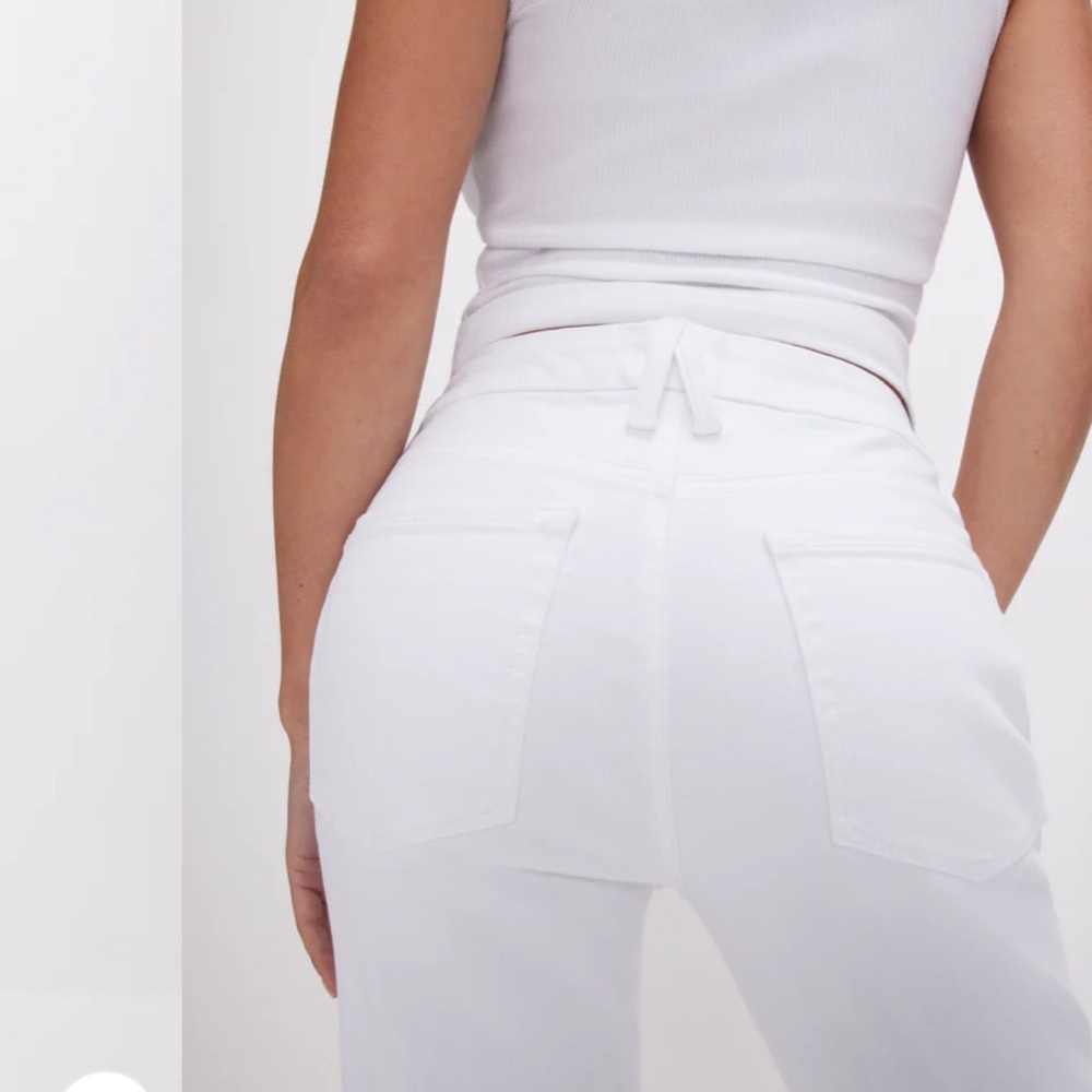 Good American White Straight Leg Jeans Sleek Design - Picture 5 of 7